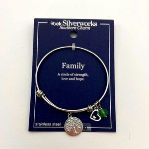 Belk charm bracelet family tree heart silver